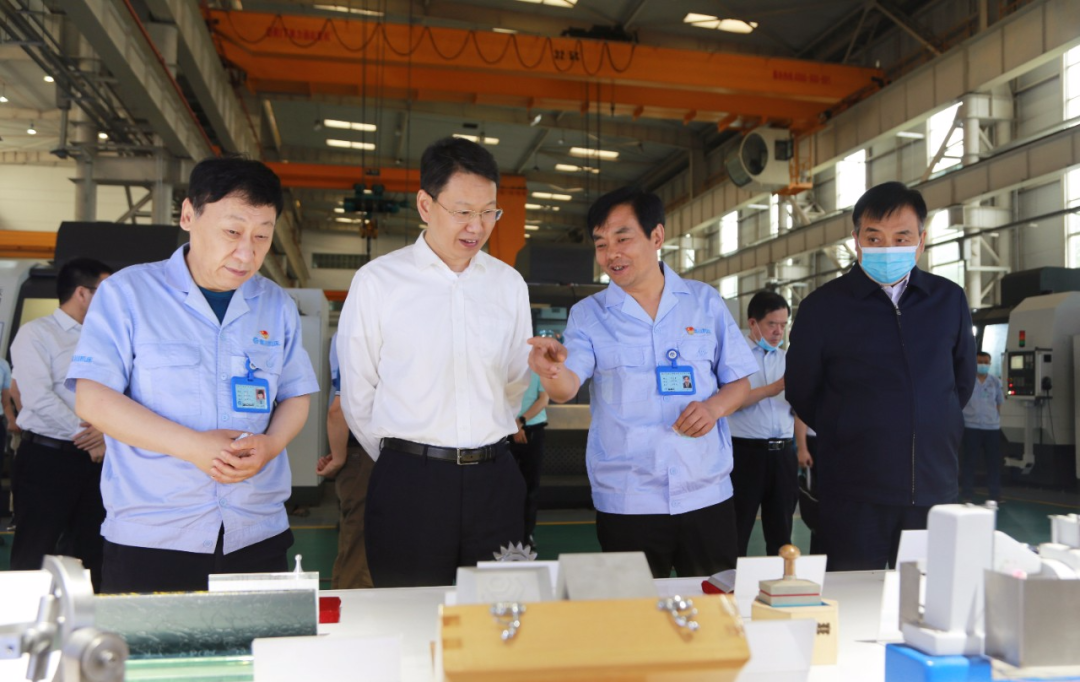 陕西省副省长程福波莅临秦川集团调研