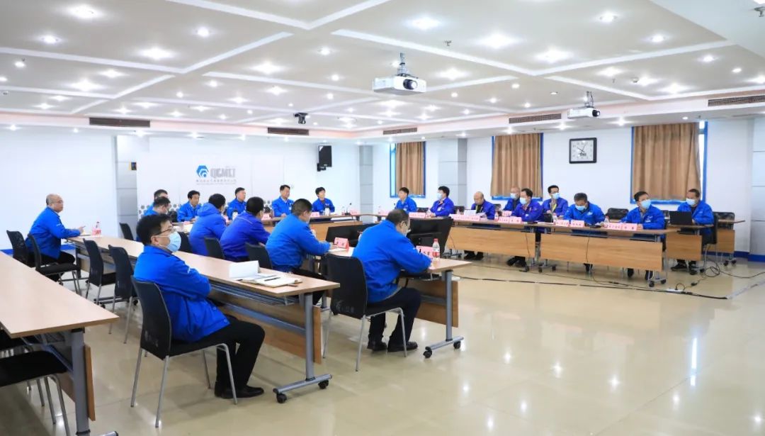 严鉴铂：鼓足干劲 协同作战 冲刺既定目标任务